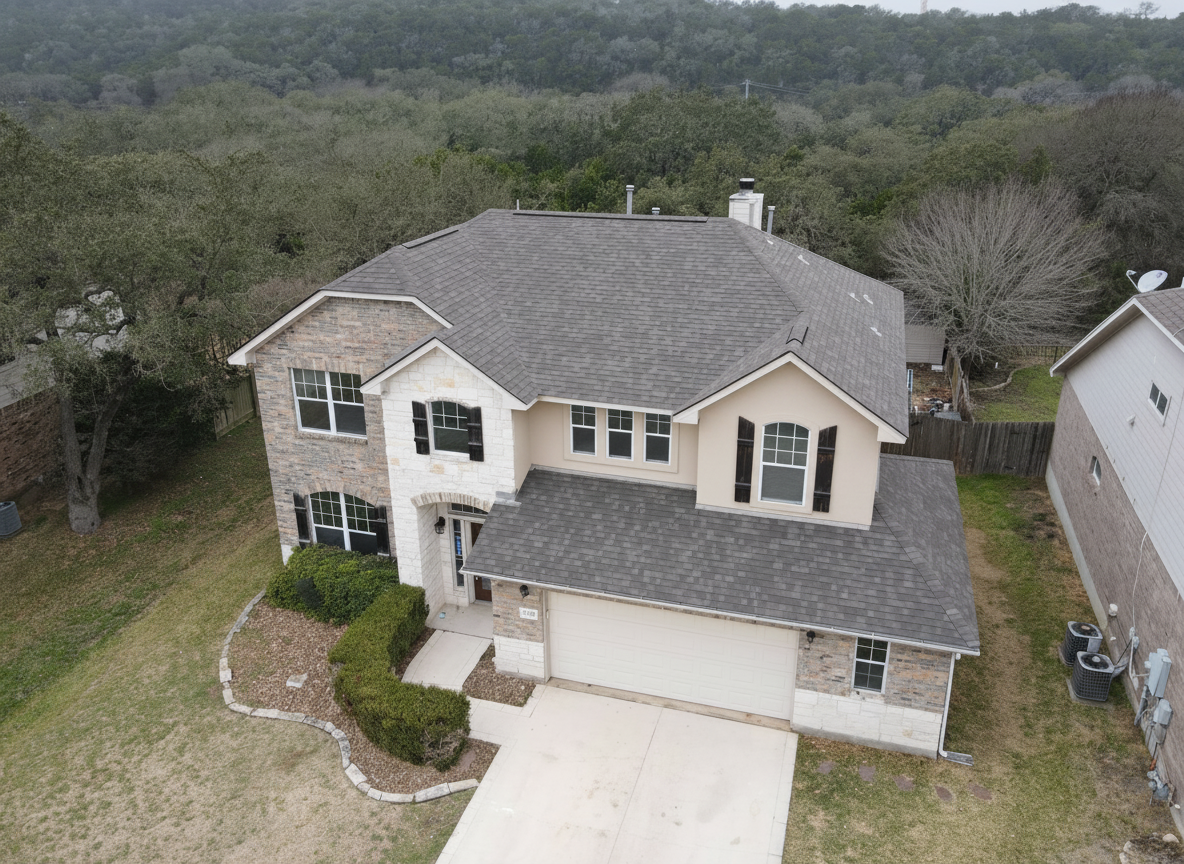 Beige house with Weathered Wood roof using Oakridge Driftwood