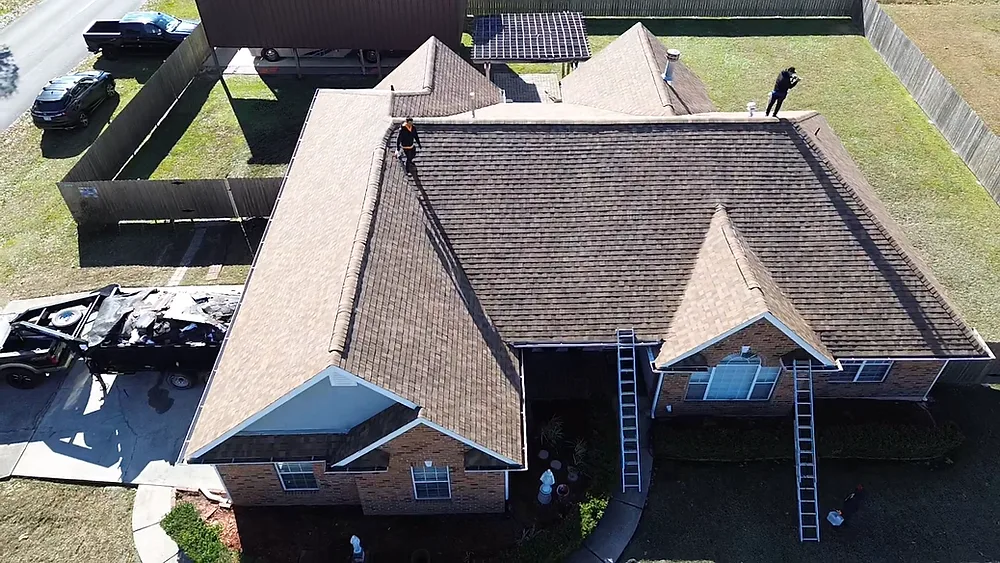Home with Atlas Pinnacle Pristine MORNING HARVEST roof