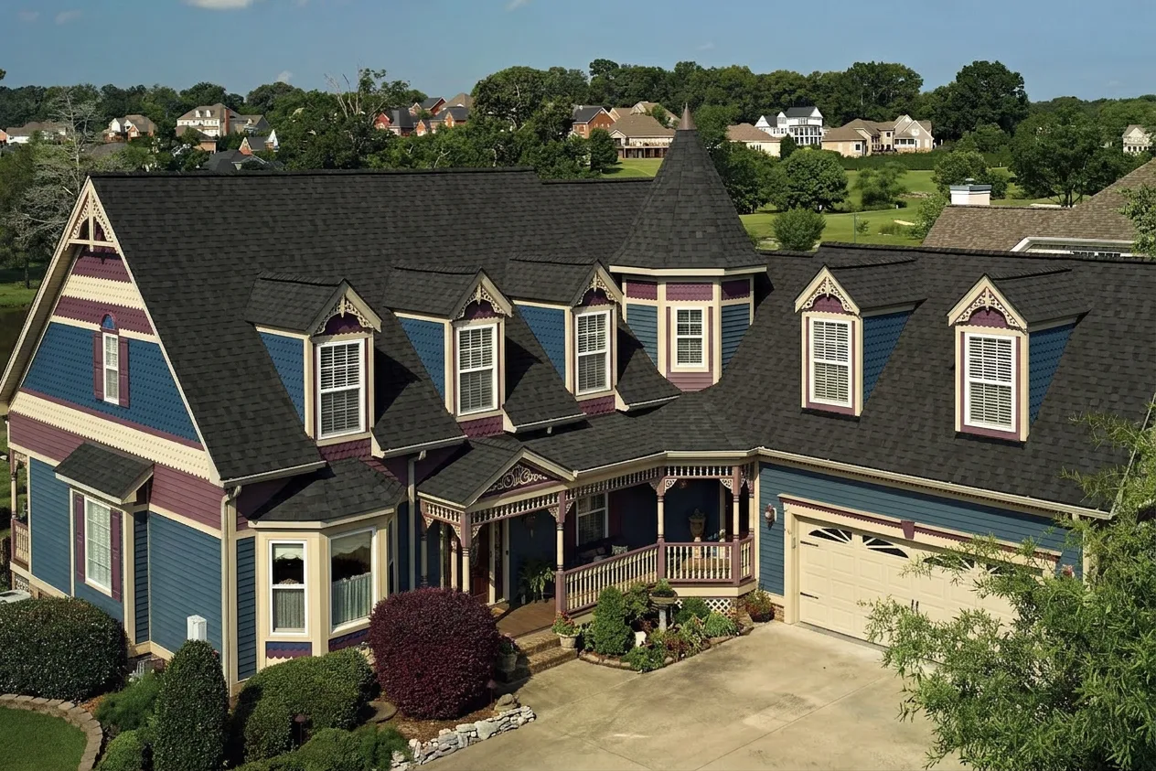 Florida home with Landmark Pro Max Def Black Walnut roof