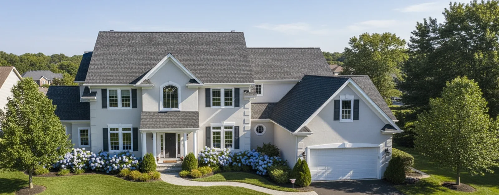 Florida home with Timberline HDZ Charcoal roof