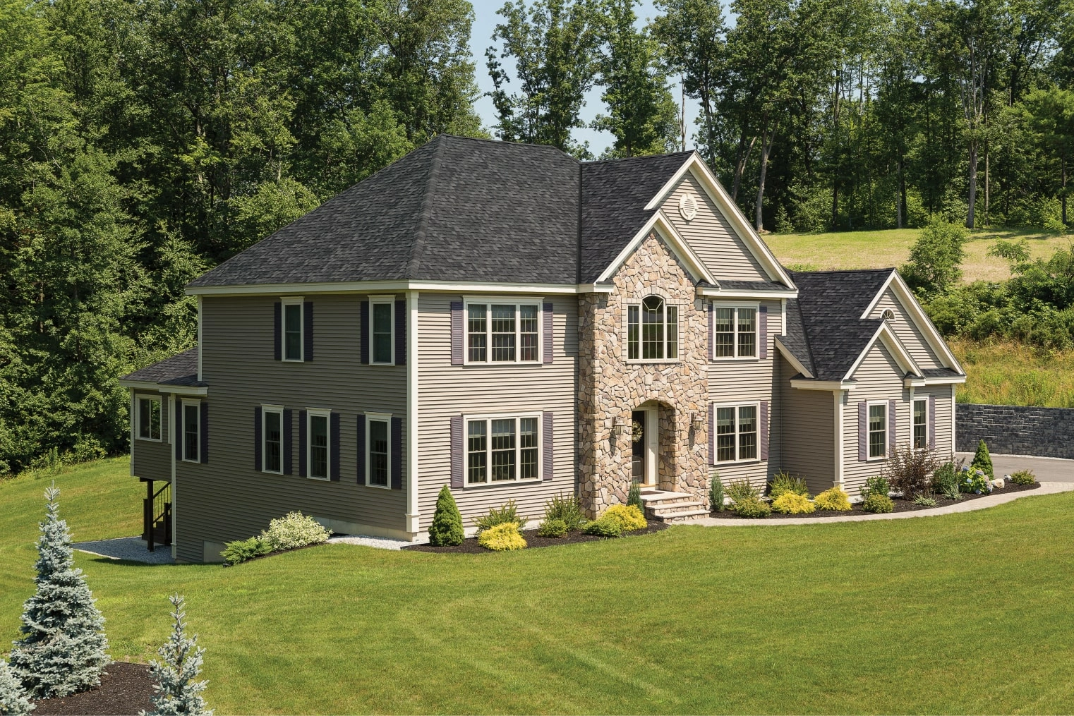 Home with IKO Cambridge Harvard Slate roof