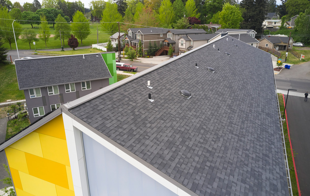 Florida home with Vista AR Midnight Black roof