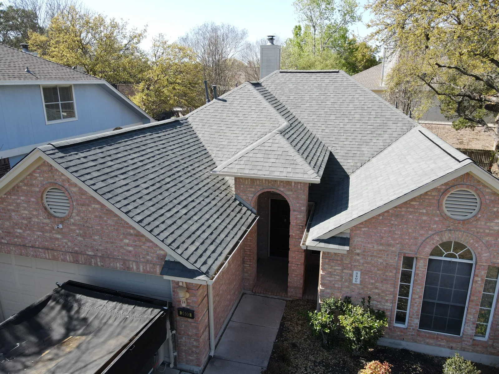 Florida home with Oakridge Estate Gray roof