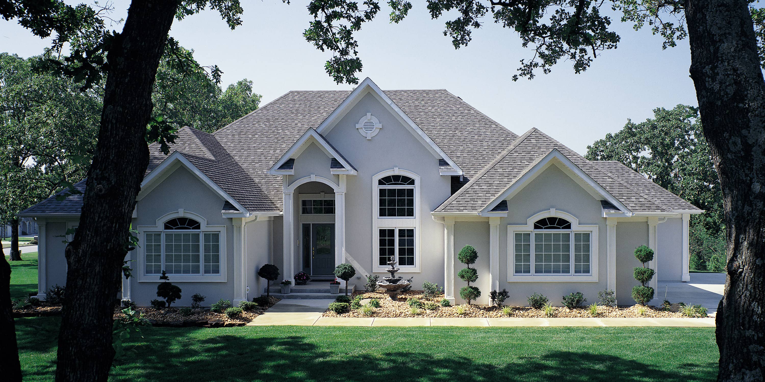 Home with TAMKO Heritage Antique Slate roof